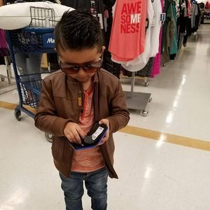 Meet your Posher, Eduardo